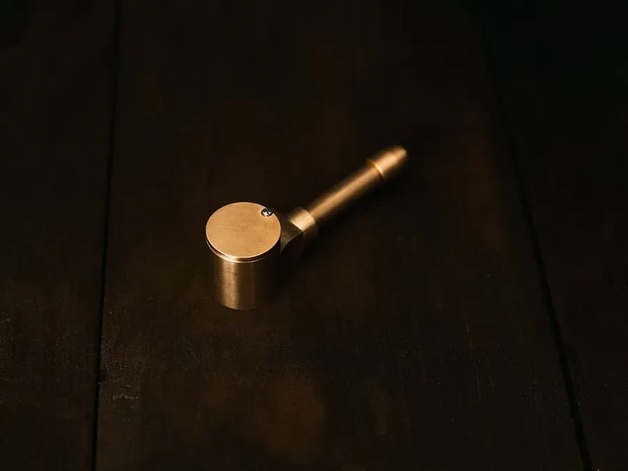 Glass pipe and dried flower